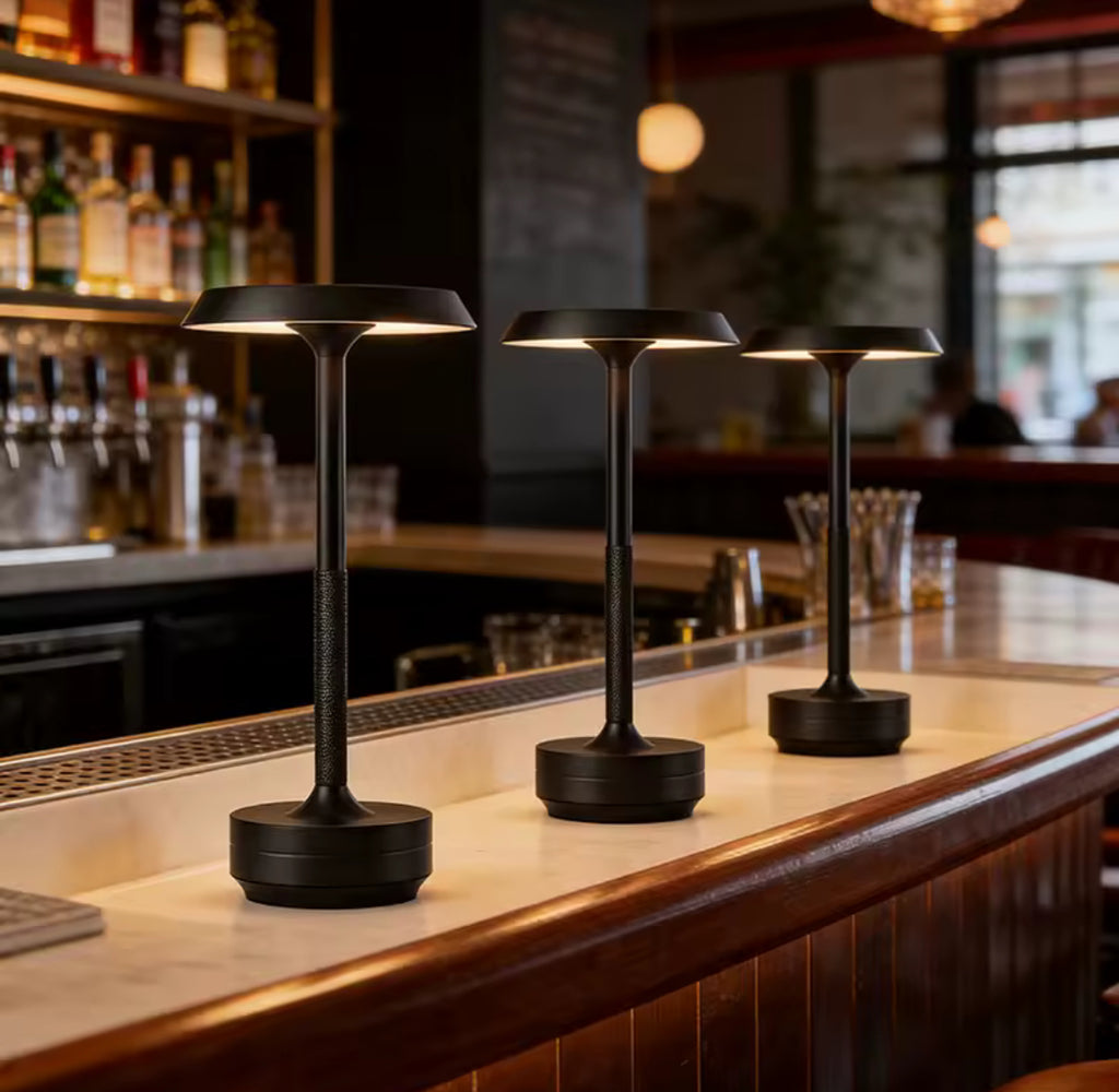 Luxuriöse LED Tischlampe mit Akku