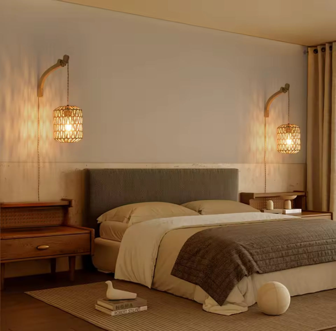 Bambus Wandleuchte mit Stecker | Handgeflochtene Rattan-Optik mit Kabelschalter & E27 | Steckerfertig für Schlafzimmer, Boho & Naturholz-Deko