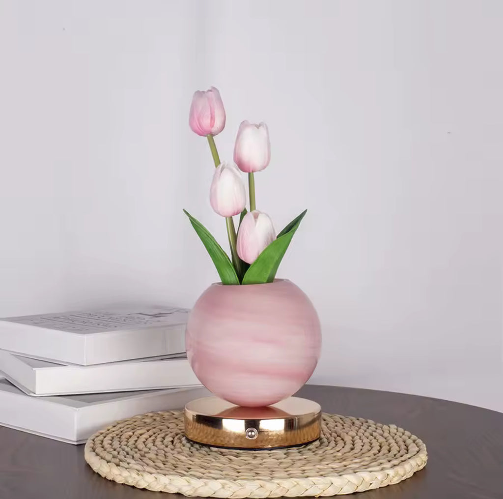 LED Tulpen-Strauss Tischlampe | Kabelloses Blumenlicht mit Touch-Dimmer, 3 Lichtfarben & USB-Akku | Deko & Nachtlicht für Nachttisch, Schreibtisch & Fensterbank
