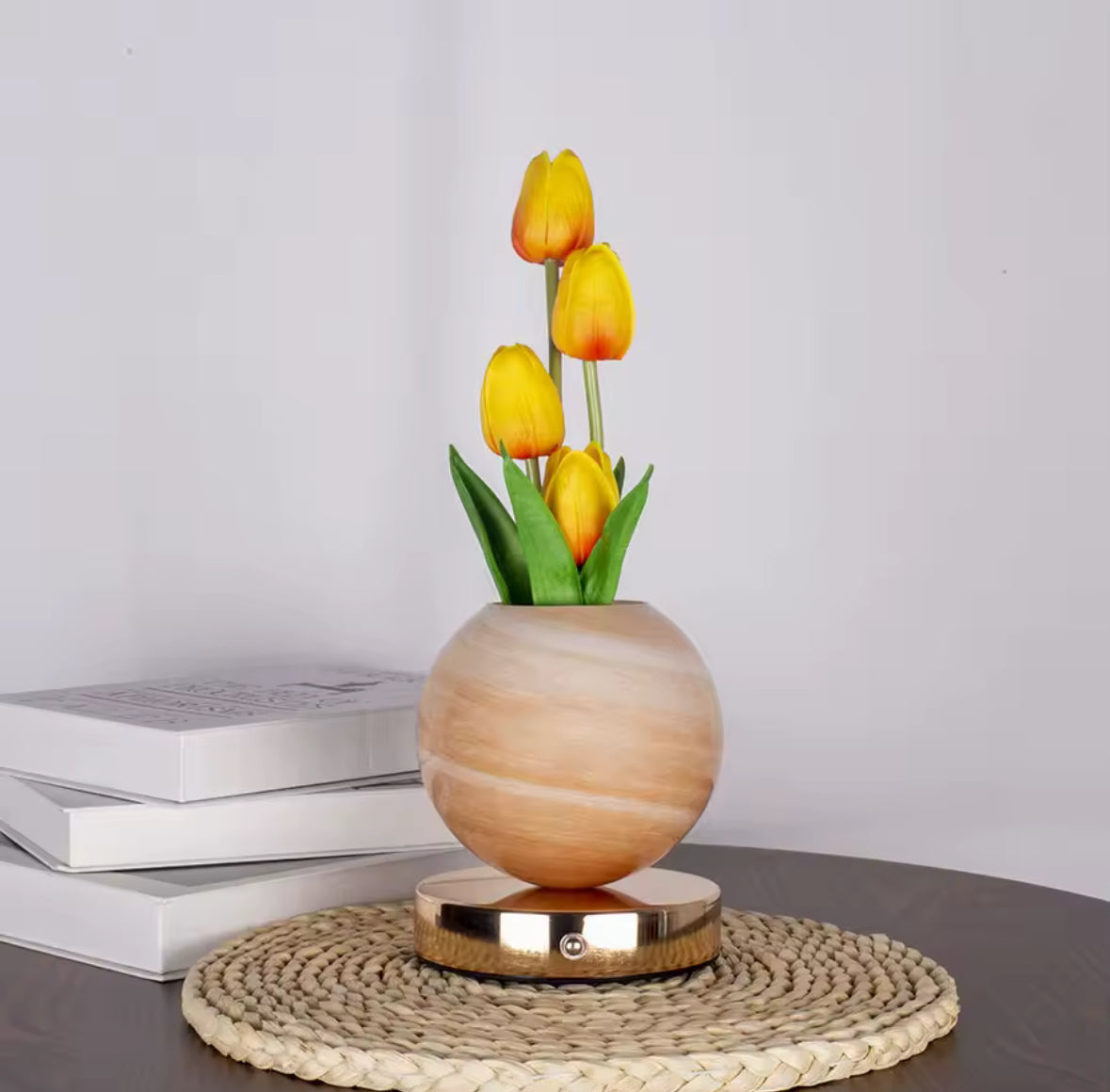 LED Tulpen-Strauss Tischlampe | Kabelloses Blumenlicht mit Touch-Dimmer, 3 Lichtfarben & USB-Akku | Deko & Nachtlicht für Nachttisch, Schreibtisch & Fensterbank