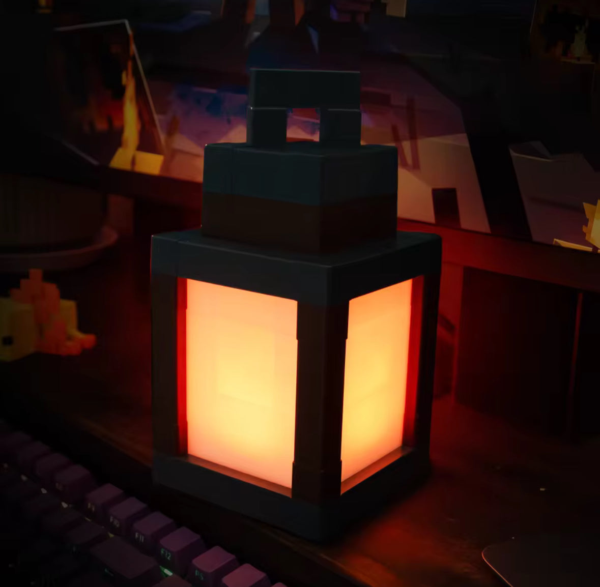 Pixel-Laterne mit 16 Farben | Tragbares LED-Stimmungslicht mit Fernbedienung & Akku | Retro Gaming-Deko & Nachtlicht für Kinderzimmer, Regal & Balkon