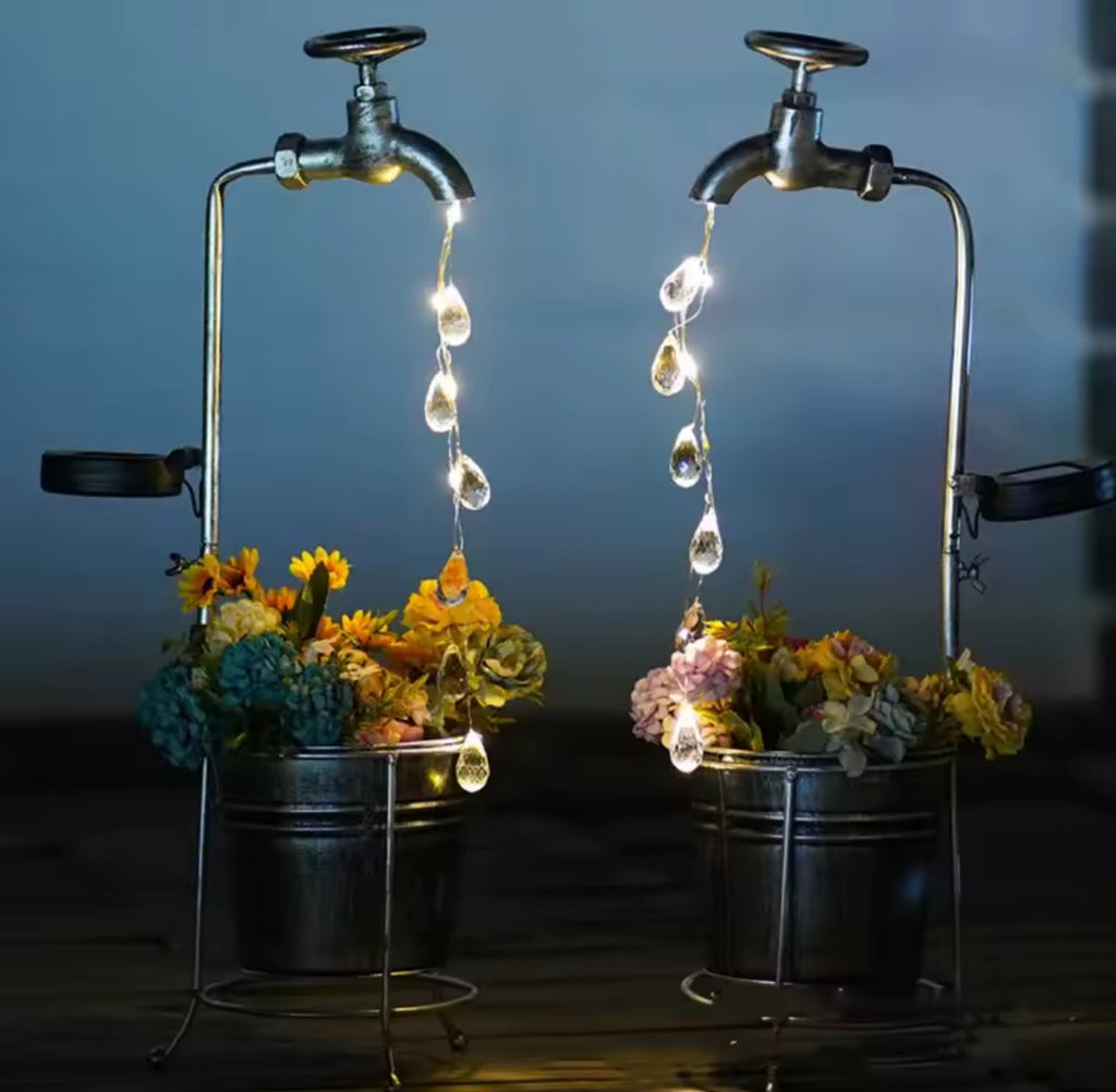 Solar Wasserhahn-Gartenlicht mit Topf | Schwebender Wasserhahn mit leuchtendem LED-Strahl & Blumentopf | Solar-Gartendeko mit Dämmerungssensor für Beet & Terrasse