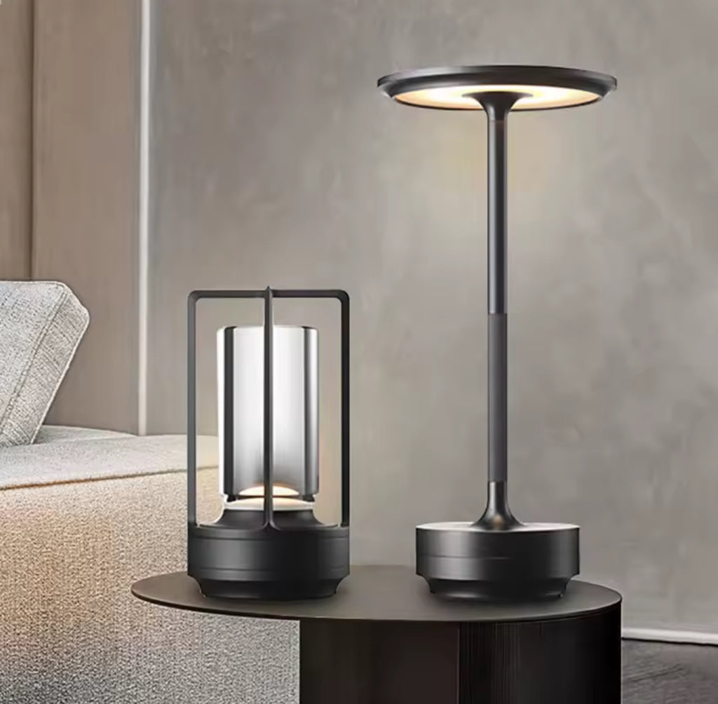 Luxuriöse LED Tischlampe mit Akku | Kabellos in Gold & Schwarz, Touch-Dimmer & USB-C | Elegantes Stimmungslicht für Nachttisch, Bar & Esszimmer
