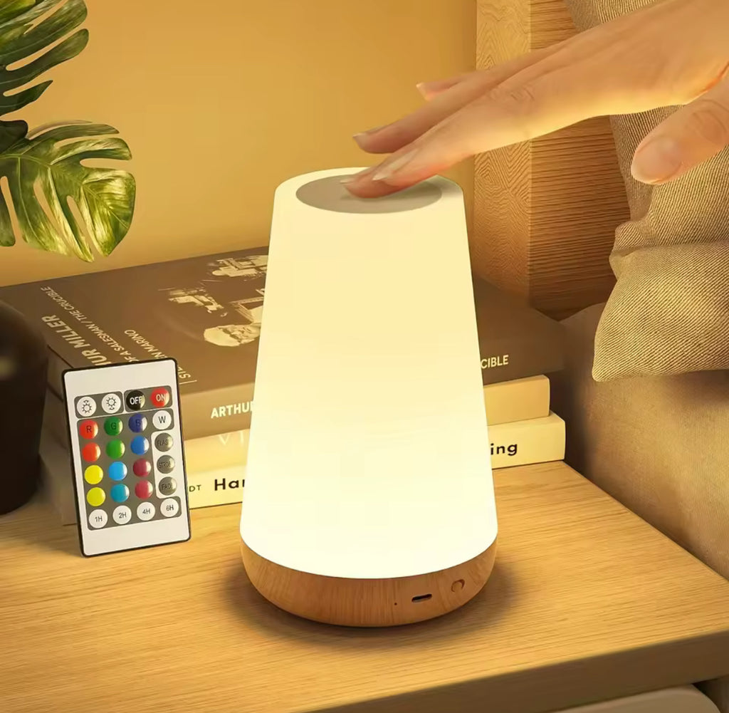 Mehrfarbiges LED Licht mit Fernbedienung & Sleep-Timer | 13 Farben, 5 Stufen dimmbar, Touch, USB-Akku | Einschlaflicht für Kinderzimmer, Nachttisch & Regal