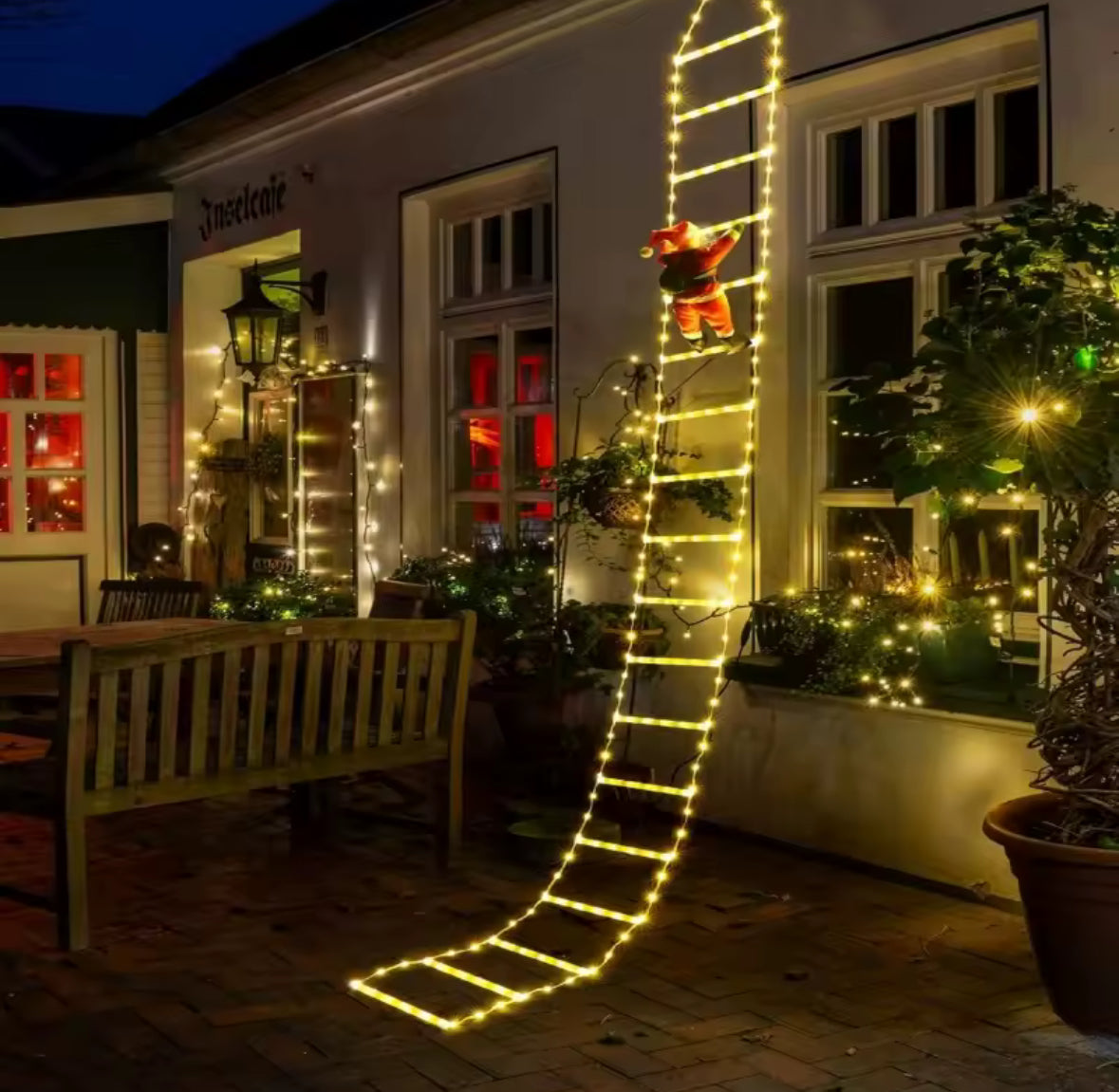 LED Weihnachtsmann auf Funkelnder Leiter | 1,5 oder 3 m, warmweiss oder bunt, 8 Blinkmodi, USB-Betrieb | Weihnachtsdeko für Fassade, Fenster, Wand & Weihnachtsbaum