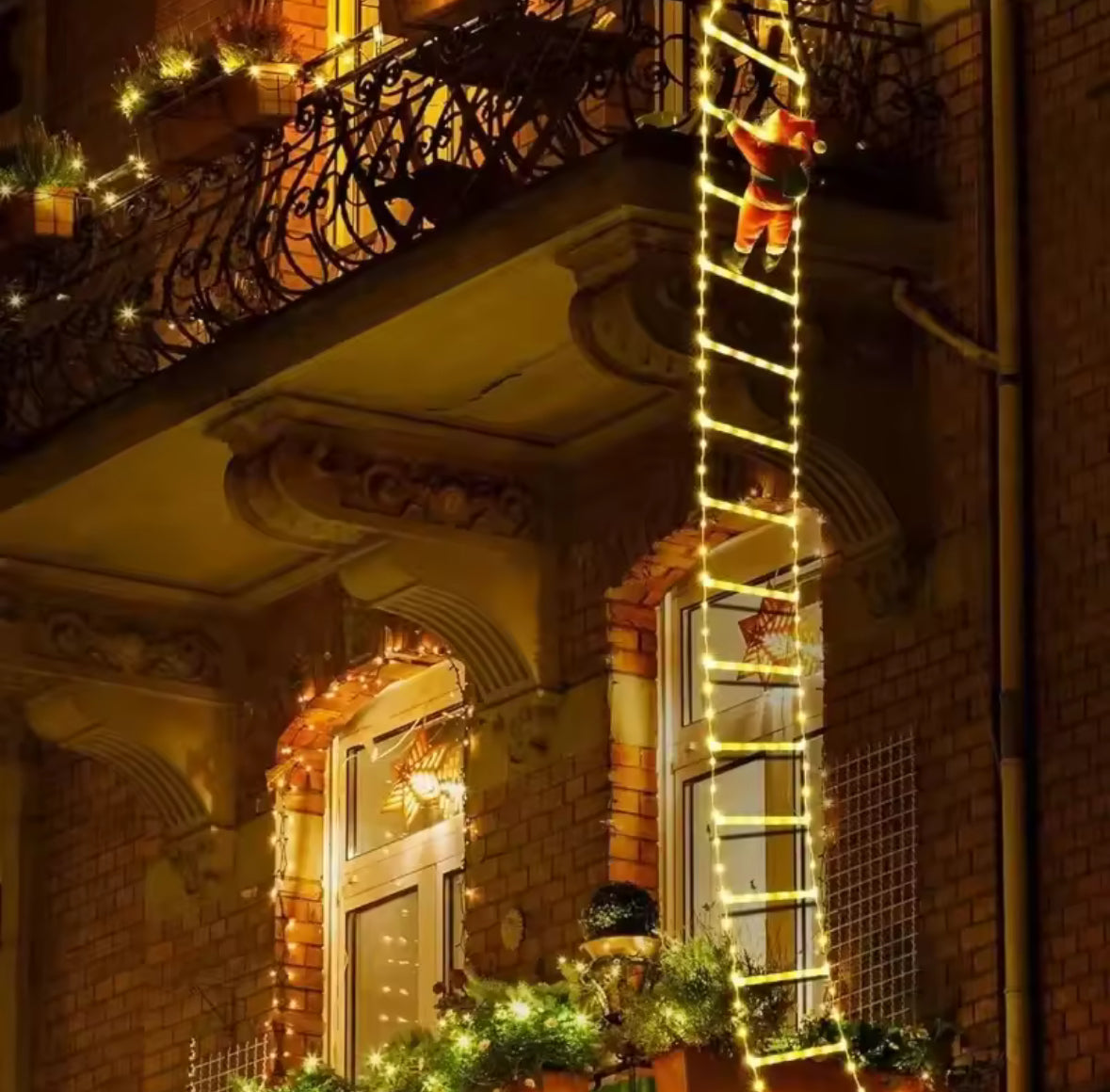 LED Weihnachtsmann auf Funkelnder Leiter | 1,5 oder 3 m, warmweiss oder bunt, 8 Blinkmodi, USB-Betrieb | Weihnachtsdeko für Fassade, Fenster, Wand & Weihnachtsbaum