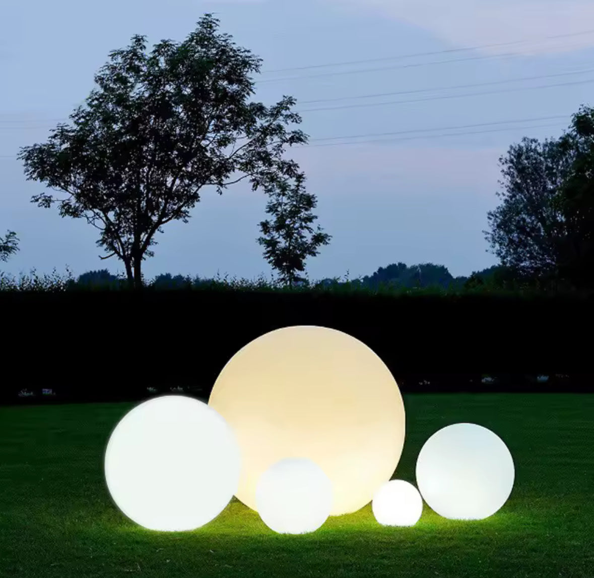 LED Leuchtkugel RGB schwimmend | Farbwechsel per Fernbedienung, 12 bis 25 cm, Akku, IP68 | Schwimmendes Farblicht für Pool, Teich, Garten & Party
