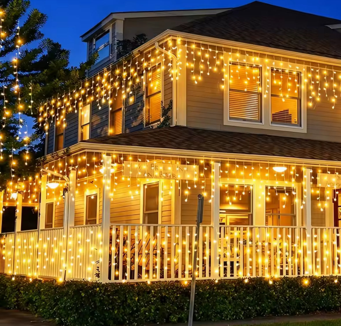 Solar Eiszapfen-Lichtervorhang | 3,5 oder 7 m, warmweiss, kaltweiss oder bunt, Dämmerungsautomatik, IP44 | Weihnachtsbeleuchtung für Dachrand, Balkon, Zaun & Terrasse